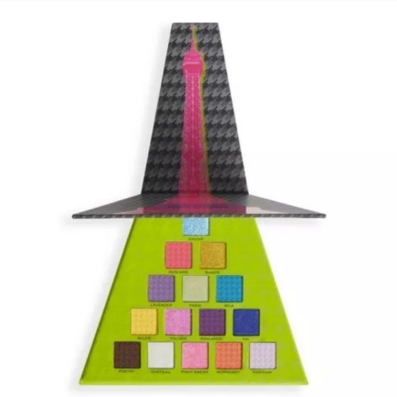 Makeup Revolution X Emily In Paris City Of Love Shadow Palette New - Picture 3 of 3